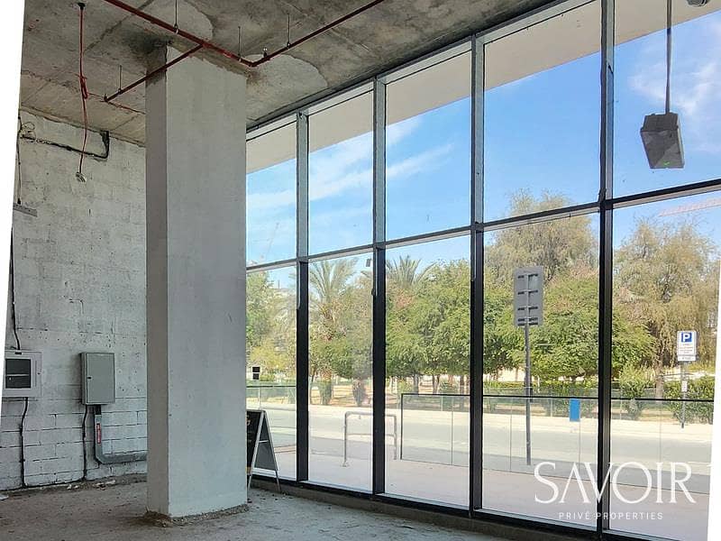 EXCLUSIVE | PARK FACING | BACK DOOR EXCLUSIVE | PARK FACING | BACK DOOR