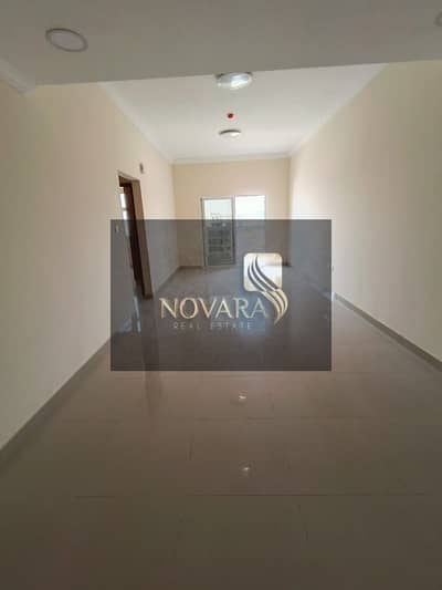 1 habitación Apartamento para en Alquiler en Al Jurf, Ajman - 038fefe1-6f75-4e72-939a-345e52a2d50d. jpg