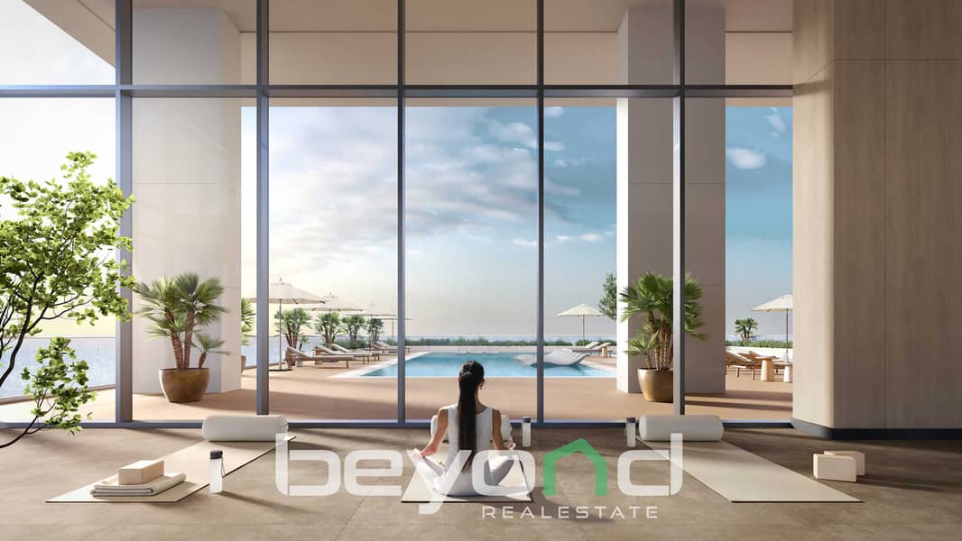 14 ID. 04_Pool with a view. jpg