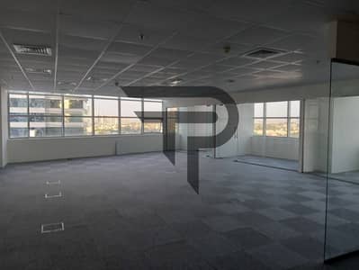 Office for Rent in Jumeirah Lake Towers (JLT), Dubai - 20240117_165416. jpg Office for Rent in Jumeirah Lake Towers (JLT), Dubai - 20240117_165416. jpg