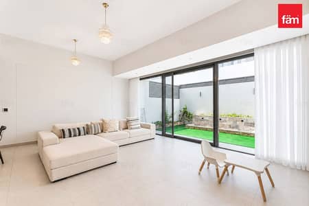 3 habitaciones Townhouse para en Alquiler en Mohammed Bin Rashid City (MBR City), Dubai - Casa adosada en Mohammed Bin Rashid City (MBR City),District 7,MAG City,MAG Eye Townhouses, 3 dormitorios, 224999 AED - 15834600 3 habitaciones Townhouse para en Alquiler en Mohammed Bin Rashid City (MBR City), Dubai - Casa adosada en Mohammed Bin Rashid City (MBR City),District 7,MAG City,MAG Eye Townhouses, 3 dormitorios, 224999 AED - 15834600
