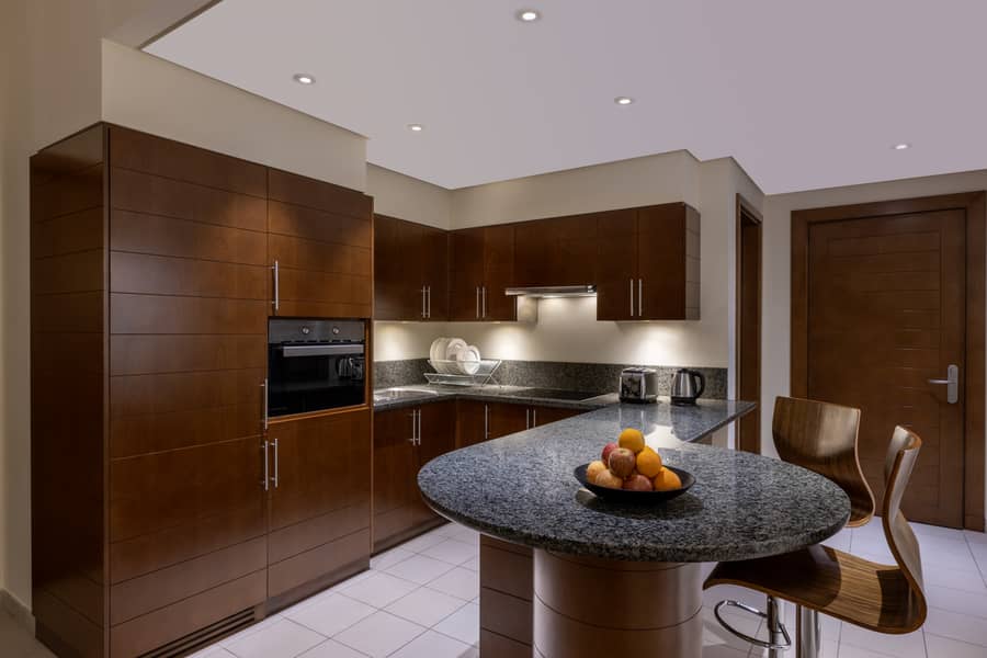 6 Grand_Millenium_AUH_2BR_Executive_20312-HDR. jpg
