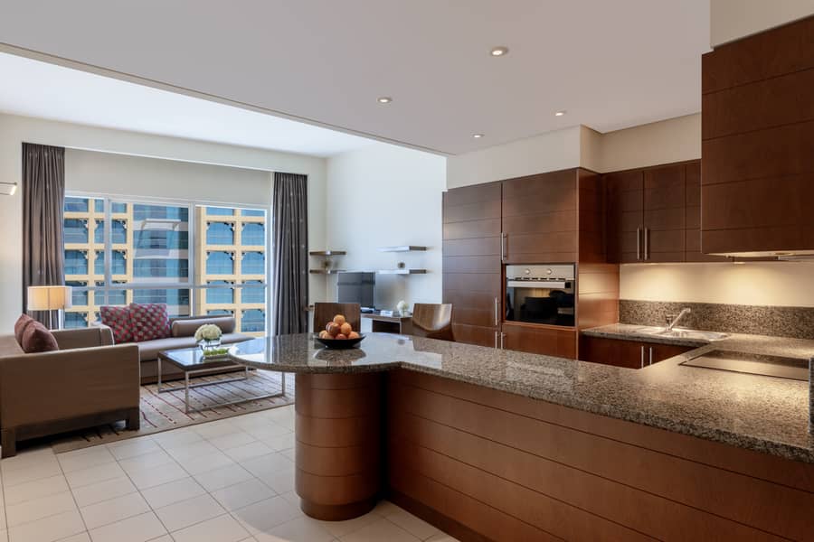 7 Grand_Millenium_AUH_2BR_Executive_20327-HDR. jpg