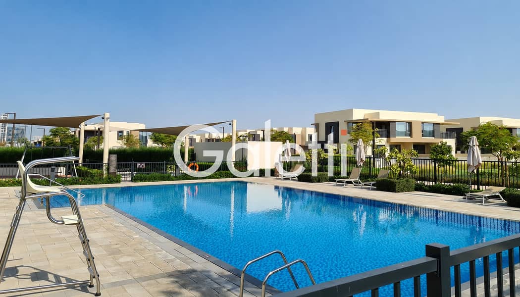12 Property Image 12