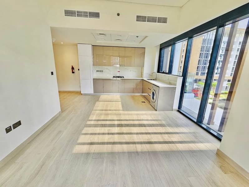 8 3bd4efb8-5208-47c2-8ac0-21a5e344e280. jpg