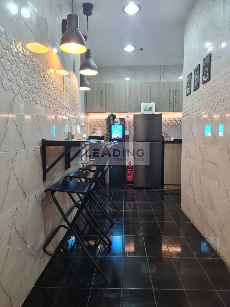 7 baad6bba-06a8-4feb-a220-b08294b85b3b. png