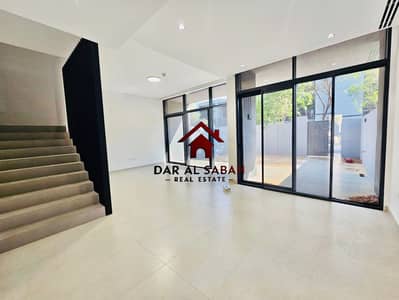 Townhouse de 4 chambres à à louer à Tilal City, Sharjah - 5288f0e9-440e-4b6f-a194-f57911e7f96d. jpg Townhouse de 4 chambres à à louer à Tilal City, Sharjah - 5288f0e9-440e-4b6f-a194-f57911e7f96d. jpg