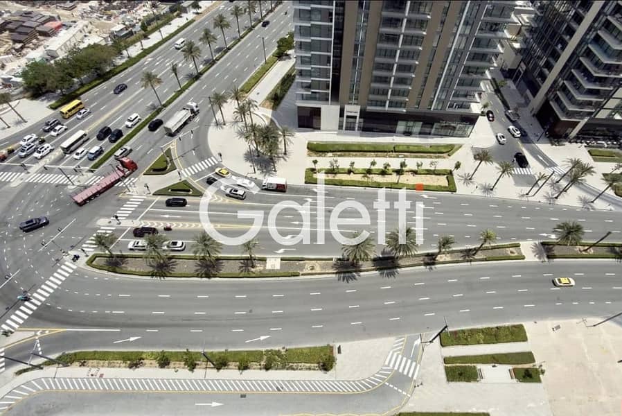 10 Property Image 10