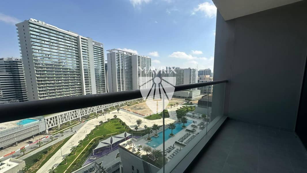 4 Image 4