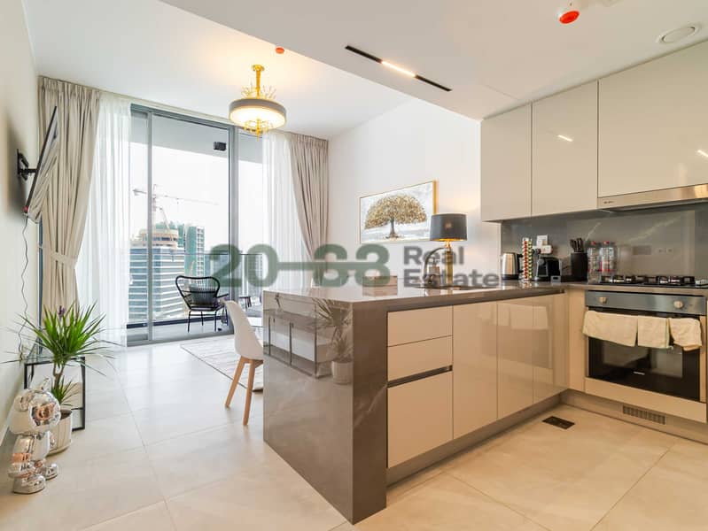 10 Paragon1300001. jpg