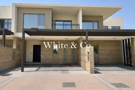 3 Bedroom Townhouse for Sale in Arabian Ranches 2, Dubai - Larger Plot | Single Row | Vacant Soon