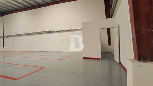 Warehouse para en Alquiler en Dubai Investments Park (DIP), Dubai - Almacén en Dubai Investments Park (DIP), 418500 AED - 15899134