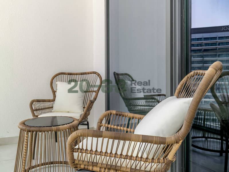 12 Paragon1300030. jpg