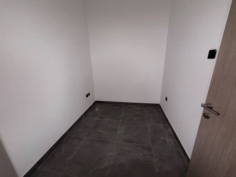 34 1000279790. jpg