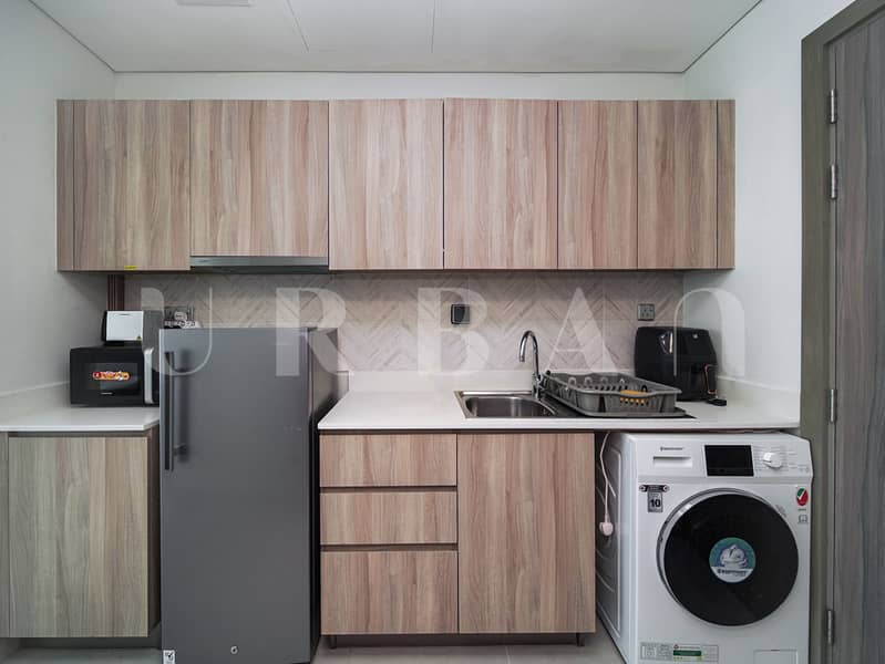 7 ADU00195. jpg