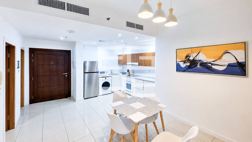Upgraded 1BR | Near Tram| Prime Location Upgraded 1BR | Near Tram| Prime Location