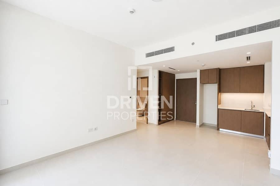 Modern Unit | Community View | Ready to Move in Modern Unit | Community View | Ready to Move in