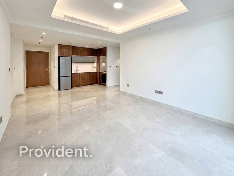 Wohnung in Dubai Harbour,Emaar Beachfront,Palace Beach Residence,Palace Beach Residence Tower 2, 1 schlafzimmer, 2799999 AED - 15900702 Wohnung in Dubai Harbour,Emaar Beachfront,Palace Beach Residence,Palace Beach Residence Tower 2, 1 schlafzimmer, 2799999 AED - 15900702