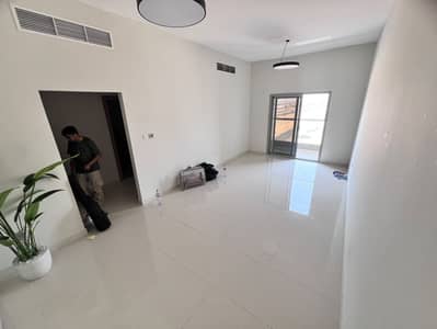 2 habitaciones Apartamento para en Alquiler en Al Jurf, Ajman - WhatsApp Image 2026-07-15 at 1.43. 49 AM. jpeg 2 habitaciones Apartamento para en Alquiler en Al Jurf, Ajman - WhatsApp Image 2026-07-15 at 1.43. 49 AM. jpeg