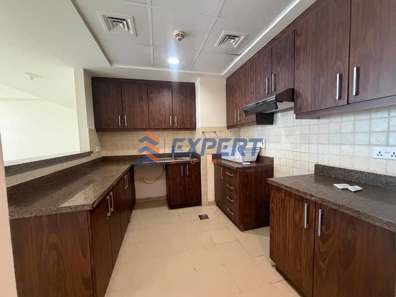 3 bd852cbe-500a-4b17-8c6b-193893acce59. jpg