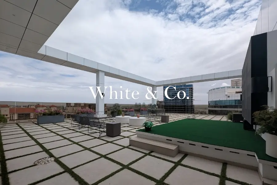 GOLF COURSE VIEWS | HIGH FLOOR | TENANTED