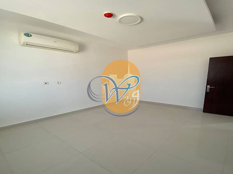 16 صورة واتساب بتاريخ 1446-08-04 في 17.54. 14_cab14ef9. jpg