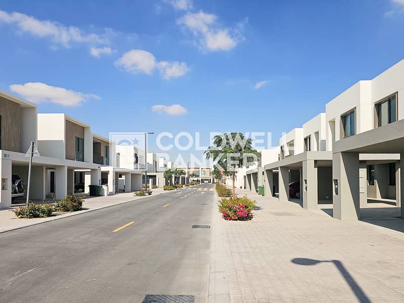 Casa adosada en The Valley by Emaar,Orania, 3 dormitorios, 2600000 AED - 15902543 Casa adosada en The Valley by Emaar,Orania, 3 dormitorios, 2600000 AED - 15902543