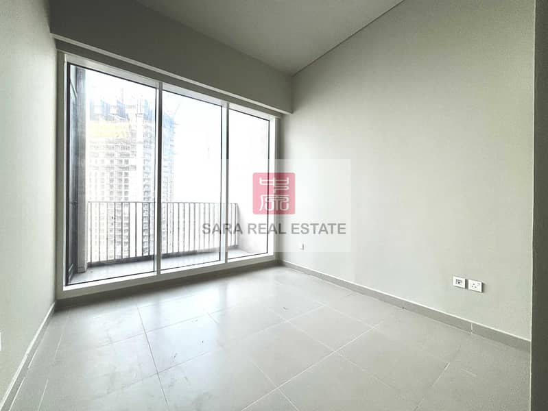 11 7.3 Bedroom. JPG