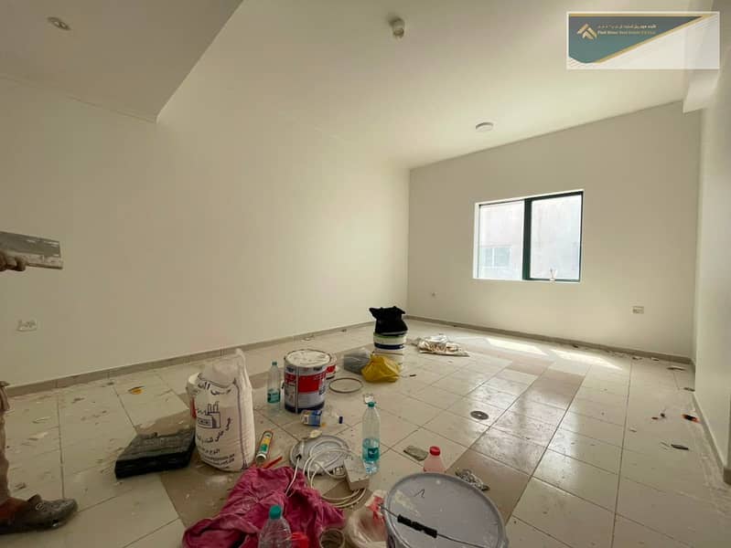 12 9de41689-de72-42be-b039-55090a2bea2b. jpeg