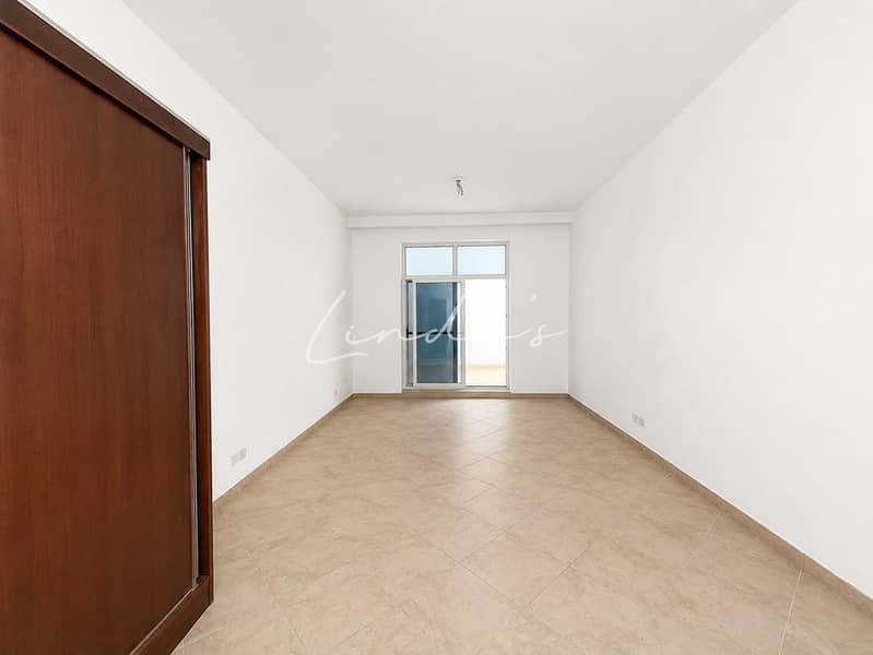 8 images image img