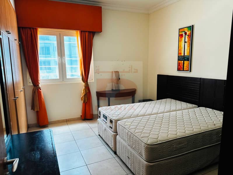 9 205 C1BR2. jpeg