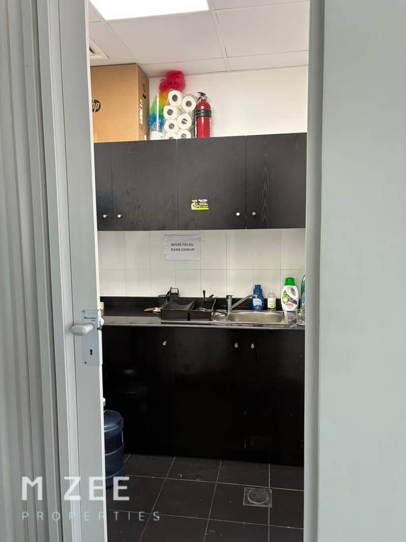 6 Office (8). jpeg