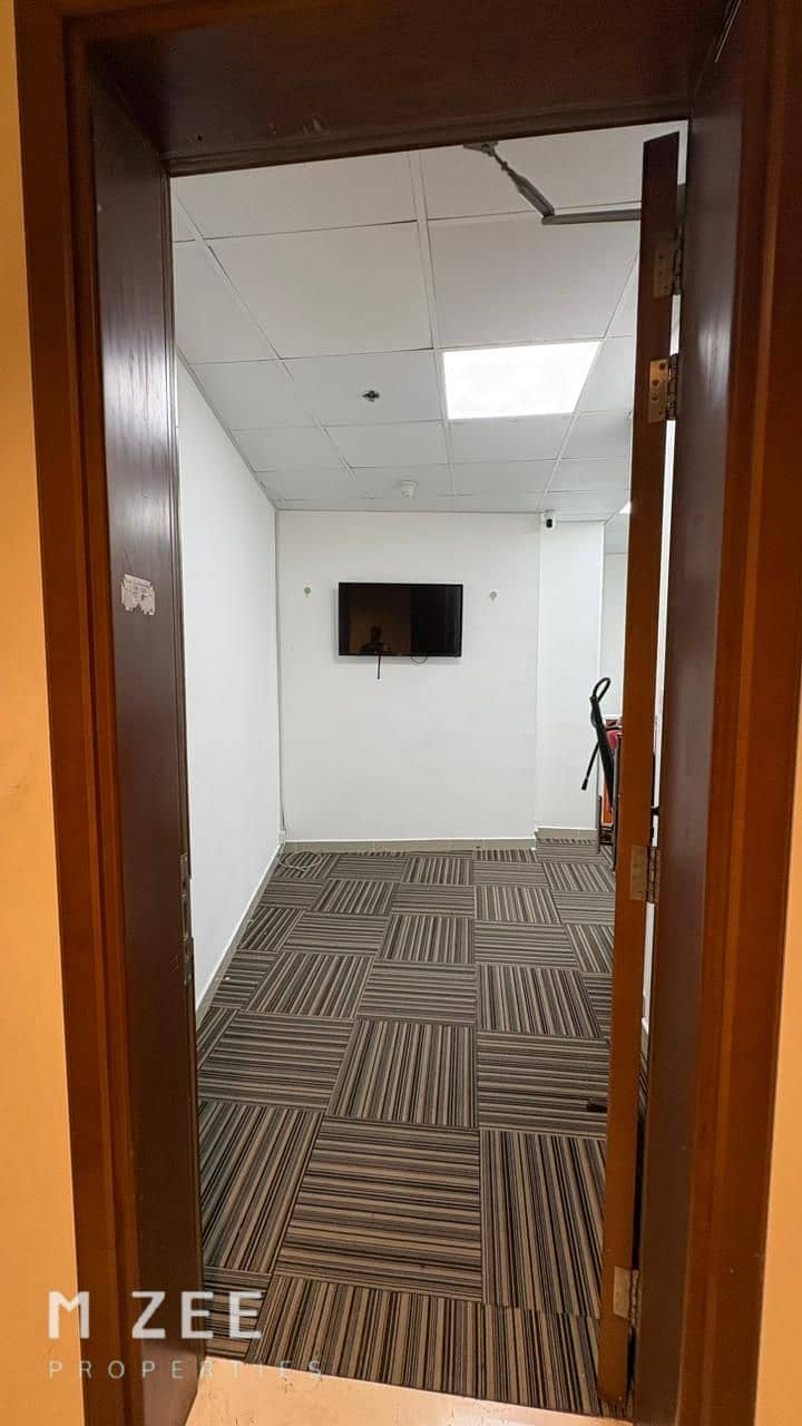 9 Office (4). jpeg