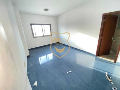 3 Bedroom Apartment for Rent in Al Qulayaah, Sharjah - IMG_9639. jpg 3 Bedroom Apartment for Rent in Al Qulayaah, Sharjah - IMG_9639. jpg