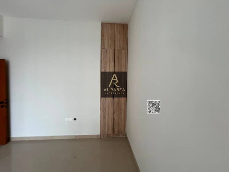 14 f606af33-13b3-454b-acec-71c8ba9ba82d. jpg