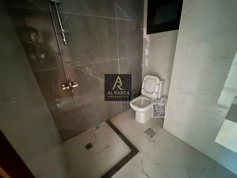 16 cb1f42b2-a1f6-4064-b102-faf64aeca6a7. jpg