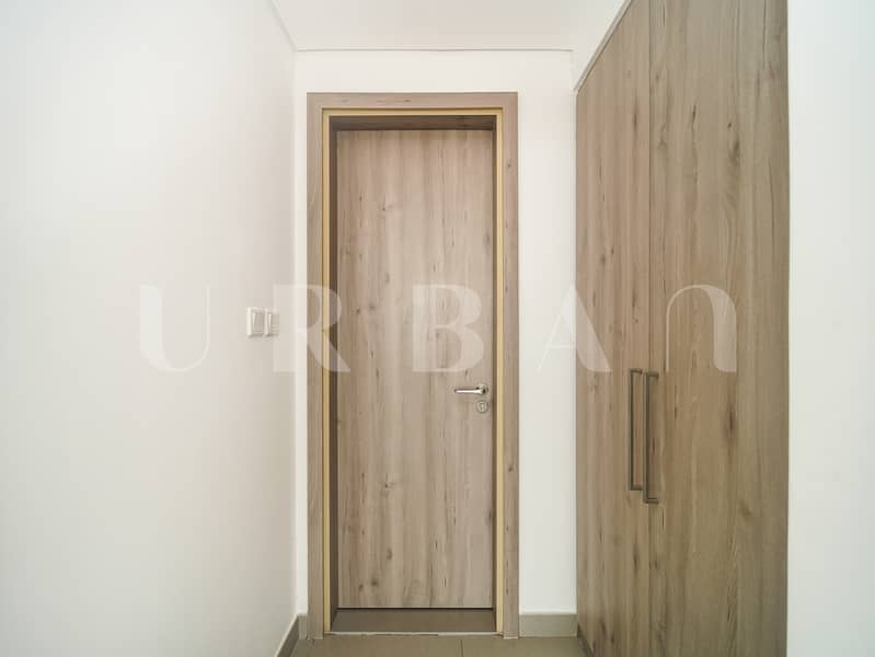 14 ADU00057. jpg