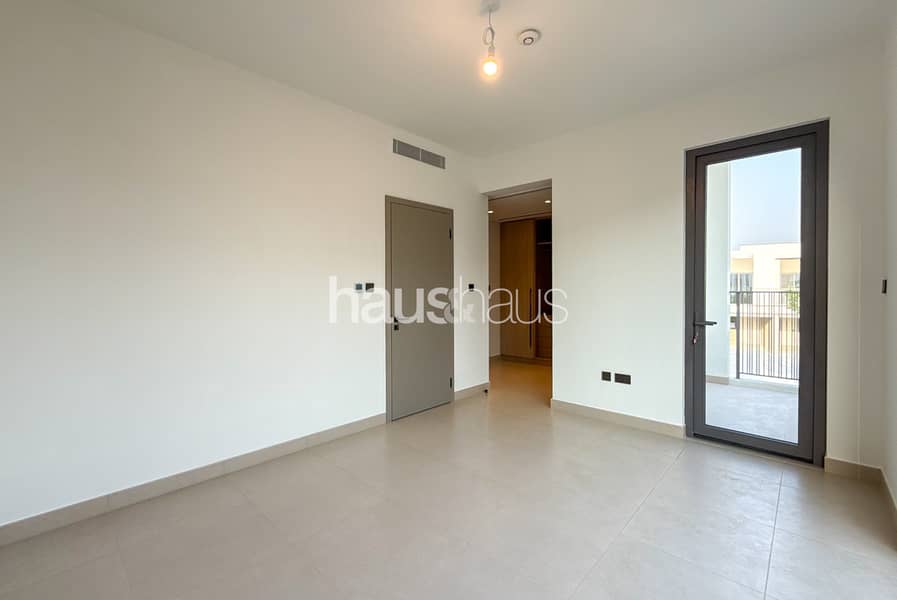 Exclusive | Internal | Vacant | Upgraded Home - Image 5
