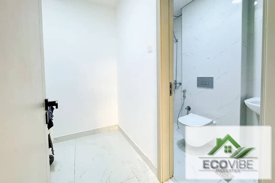 11 847098697-1066x800. webp