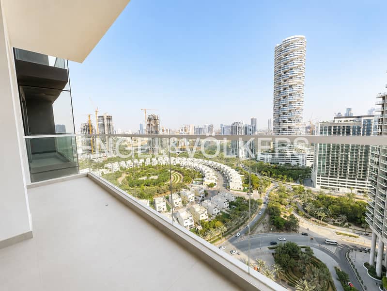 Exclusive | Brand New | High Floor Exclusive | Brand New | High Floor