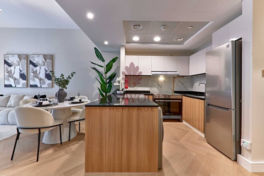 4 Kitchen (2). jpg