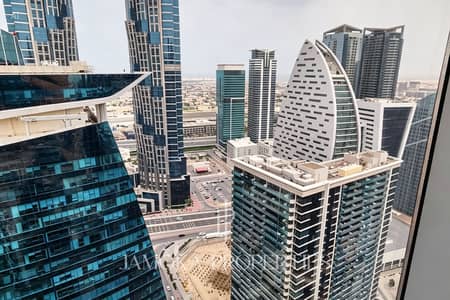 مکتب  للايجار في الخليج التجاري، دبي - xv11. png
