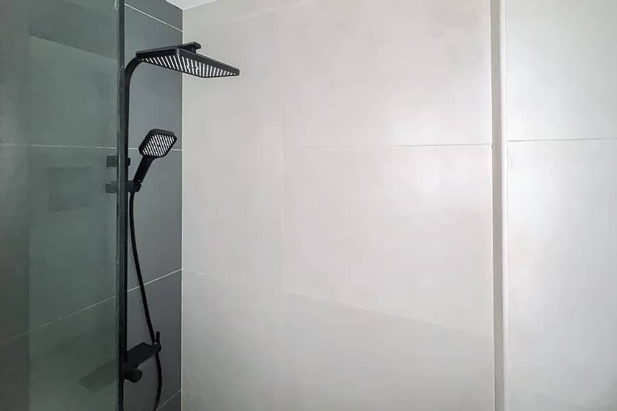 9 Image 0