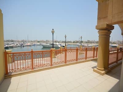 Private garage l Direct access to Nakheel Mall Private garage l Direct access to Nakheel Mall