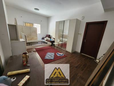 Studio for Rent in Al Jurf, Ajman - WhatsApp Image 2026-07-18 at 11.44. 20 AM (1). jpeg Studio for Rent in Al Jurf, Ajman - WhatsApp Image 2026-07-18 at 11.44. 20 AM (1). jpeg