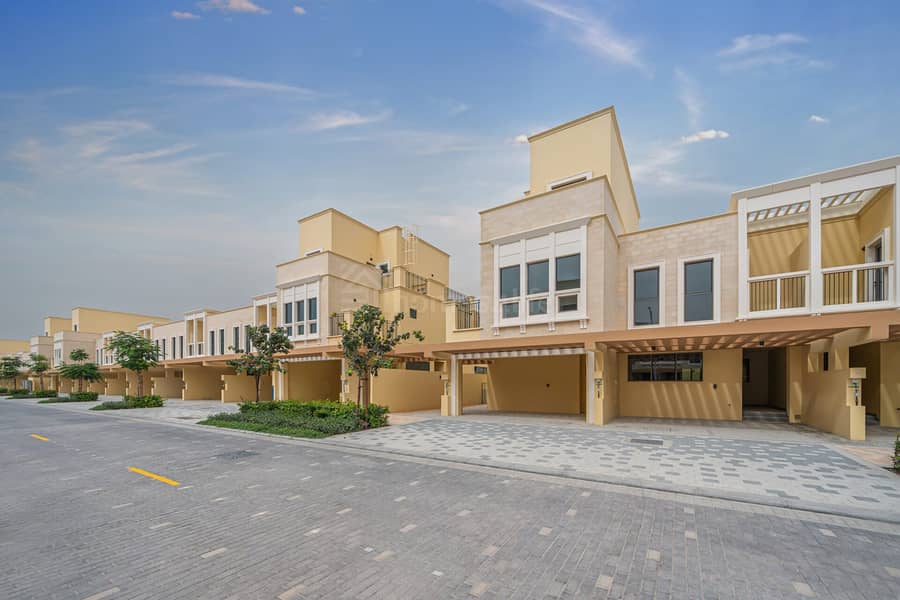 Villetta a schiera a DAMAC Lagoons,Malta, 4 camere da letto, 3000000 AED - 15910808 Villetta a schiera a DAMAC Lagoons,Malta, 4 camere da letto, 3000000 AED - 15910808