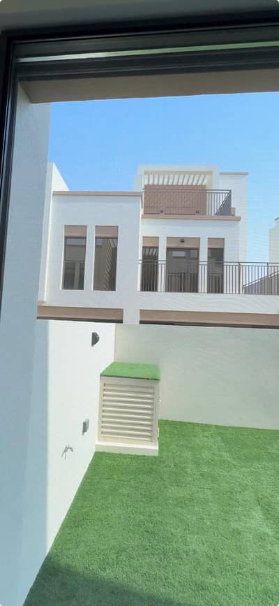 تاون هاوس 4 غرف نوم للايجار في داماك لاجونز، دبي - 736db082-7a4a-4bb7-8d5b-9e79e2fb23d0. jpeg