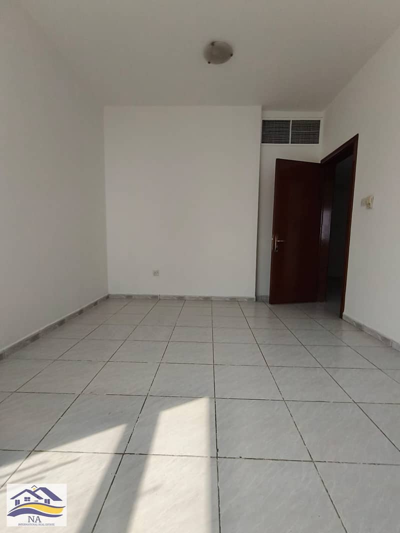 9 1000872590. jpg