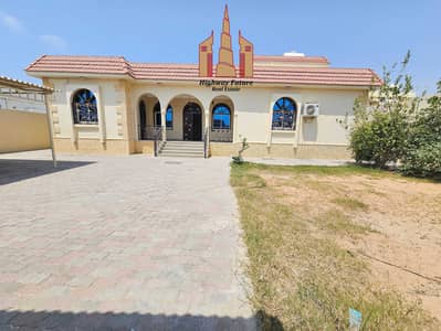 Villa de 5 chambres à à louer à Al Darari, Sharjah - 715140. jpg