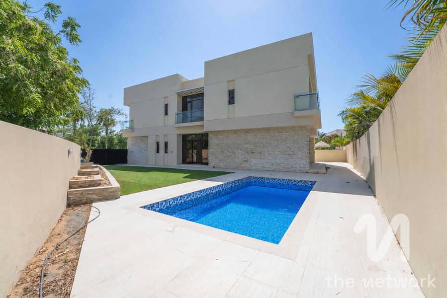 Villa en DAMAC Hills,Queens Meadows, 6 dormitorios, 10500000 AED - 15911939 Villa en DAMAC Hills,Queens Meadows, 6 dormitorios, 10500000 AED - 15911939